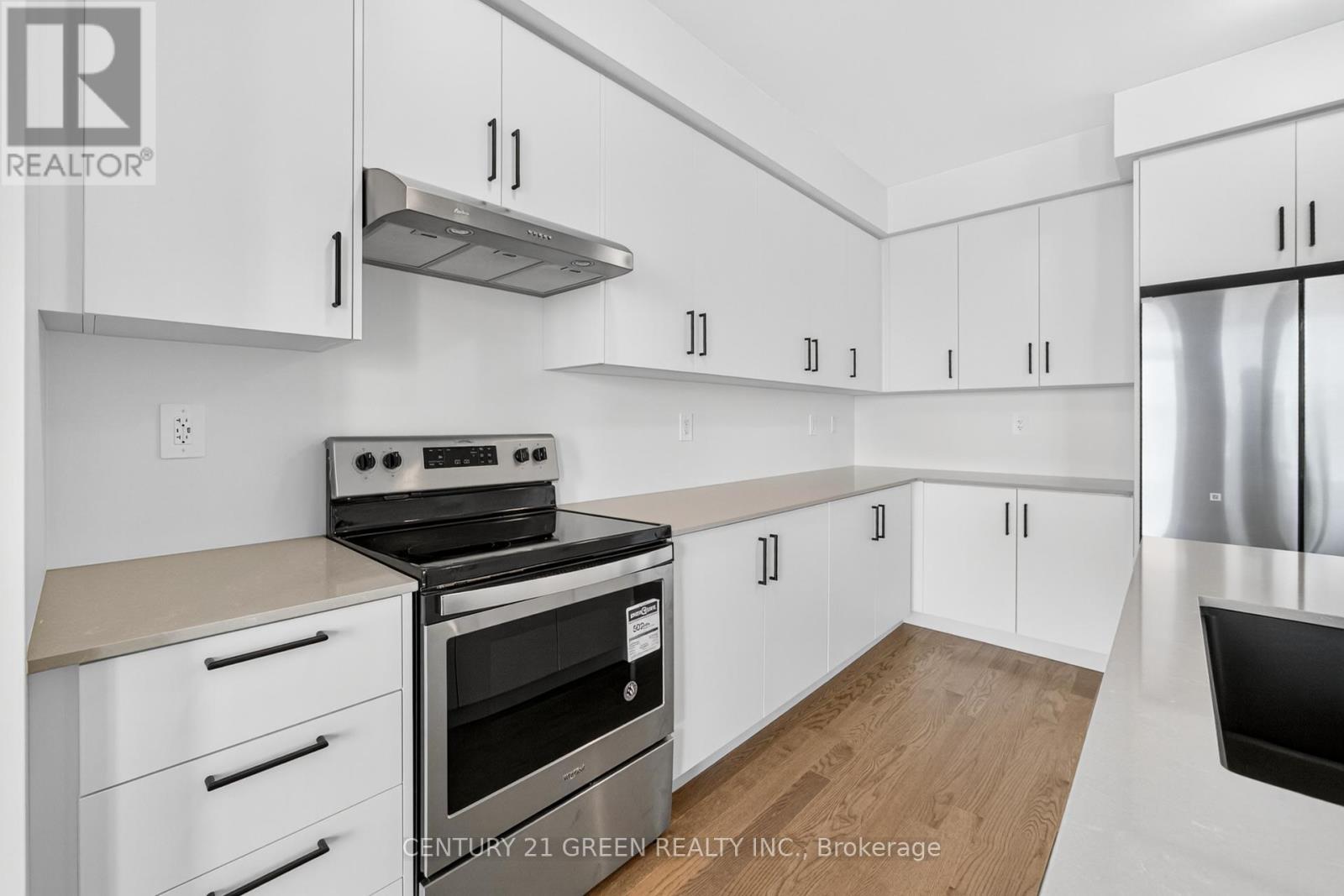 1473 Savoline Boulevard, Milton, ON - Indoor Photo Showing Kitchen