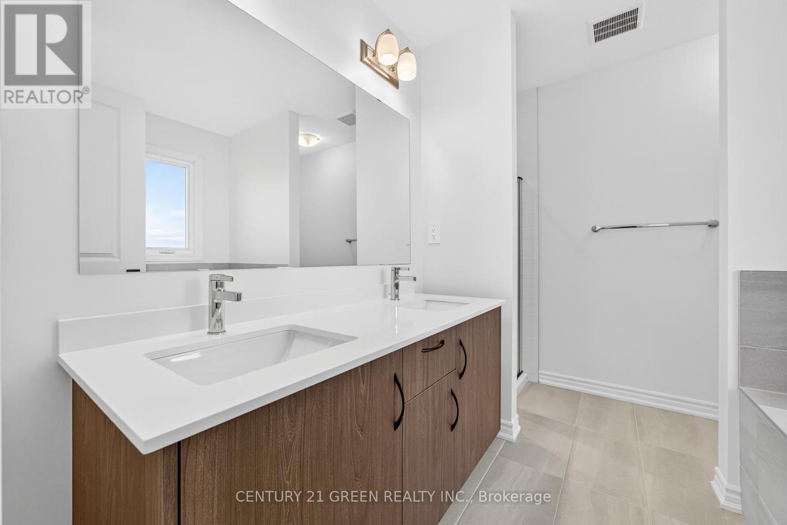 1473 Savoline Boulevard, Milton, ON - Indoor Photo Showing Bathroom