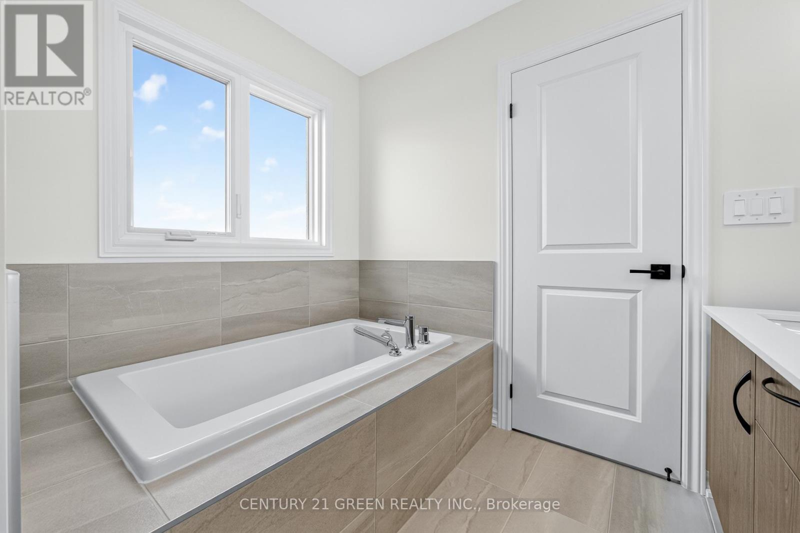 1473 Savoline Boulevard, Milton, ON - Indoor Photo Showing Bathroom