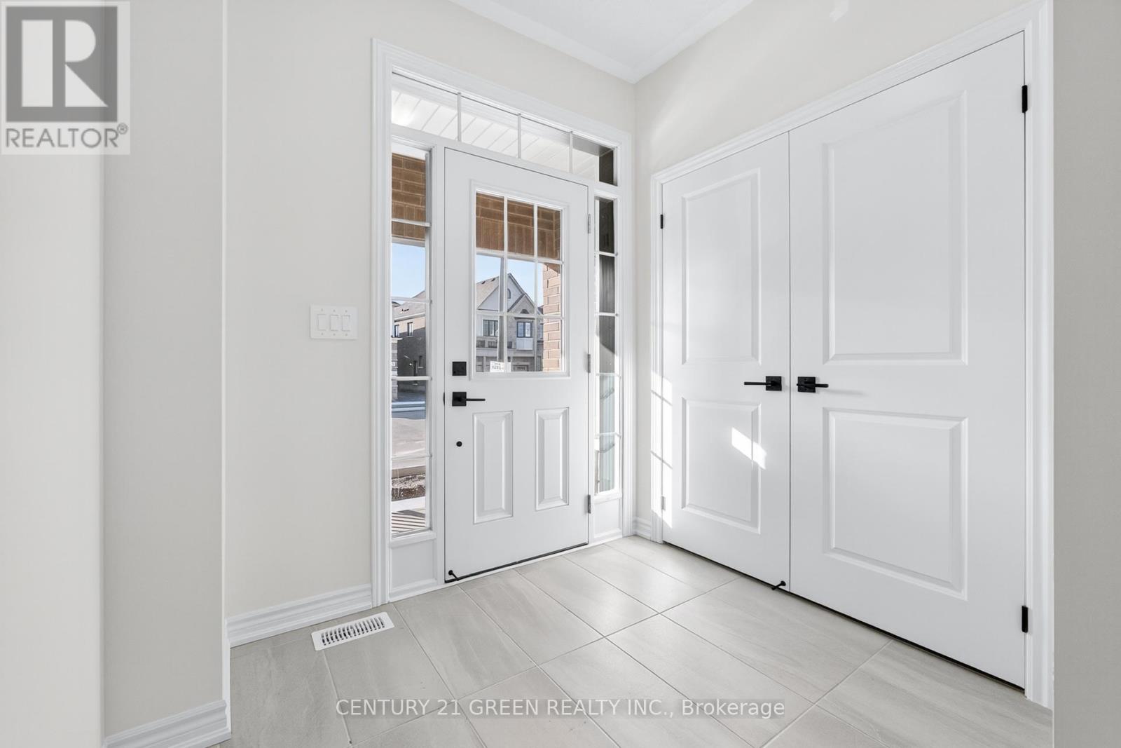 1473 Savoline Boulevard, Milton, ON - Indoor Photo Showing Other Room