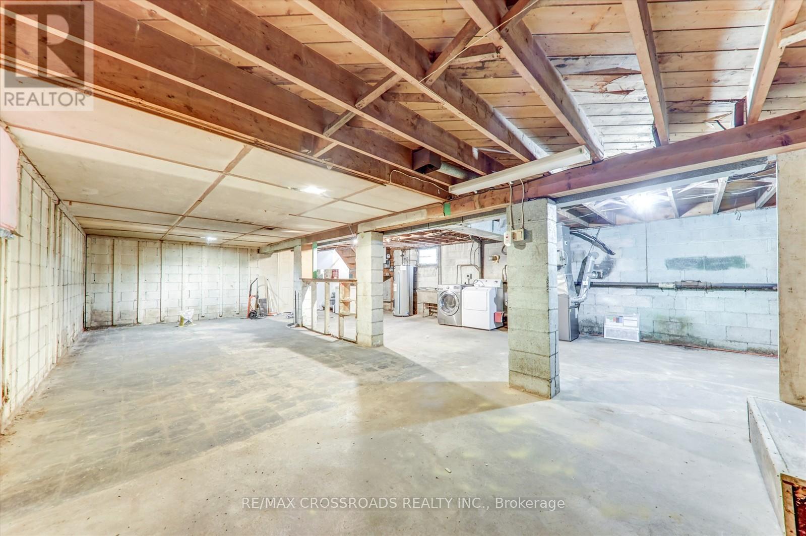 9 Euclid Avenue, Toronto, ON - Indoor