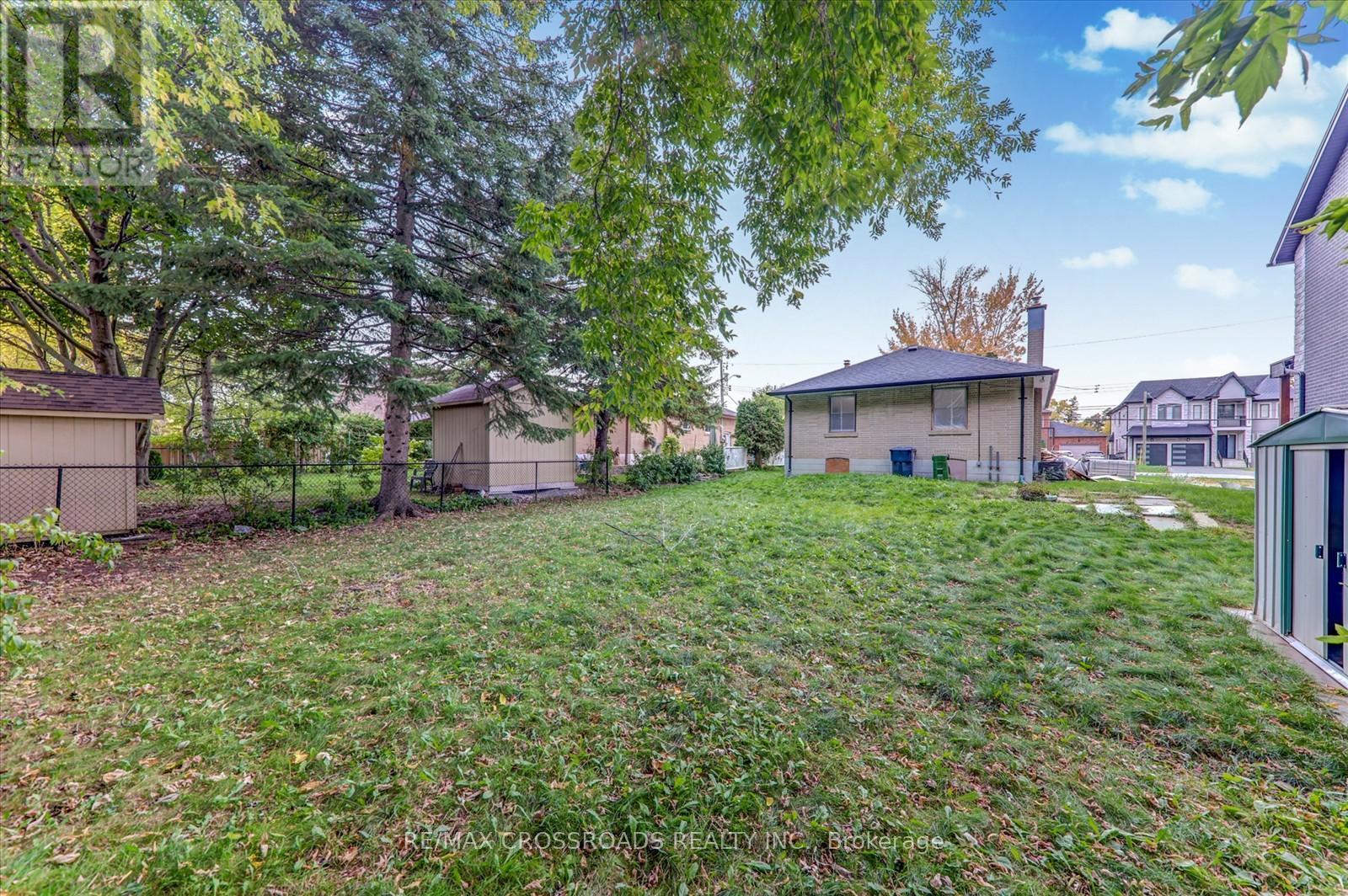 9 Euclid Avenue, Toronto, ON - Outdoor