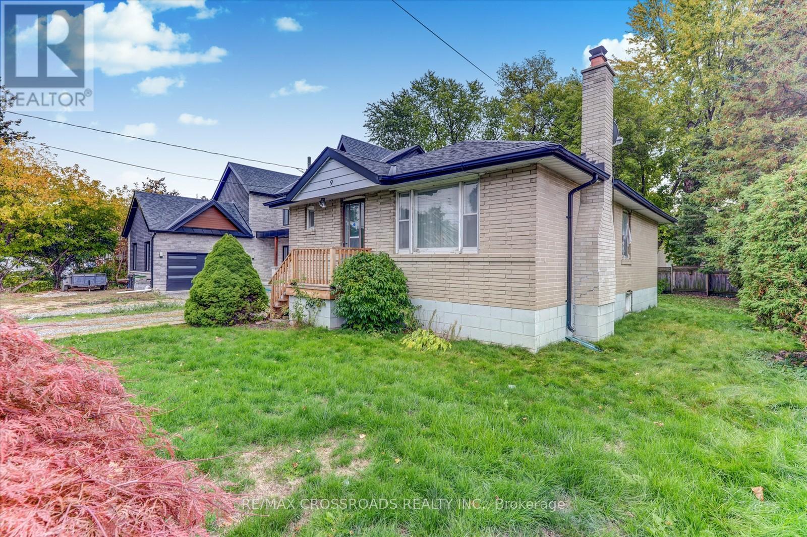 9 Euclid Avenue, Toronto, ON - Outdoor