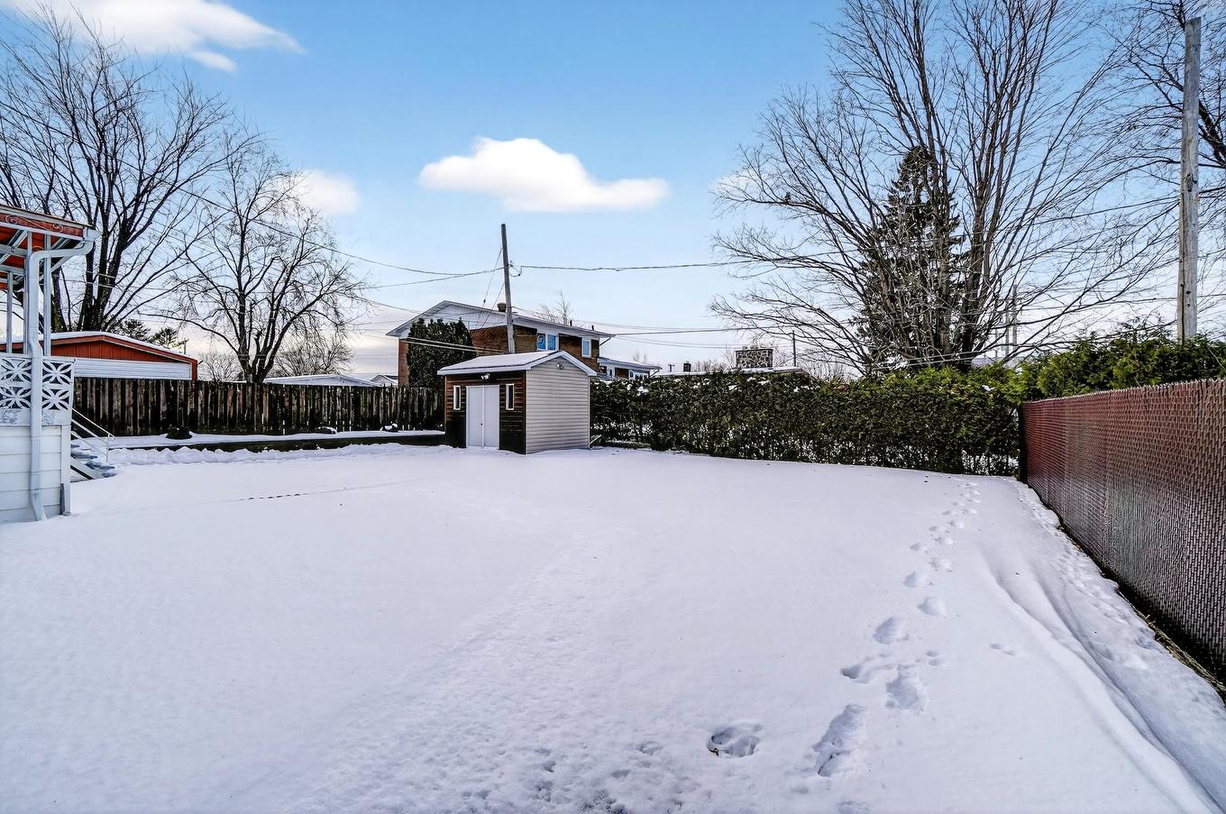 Cour - 918 Rue Ouimet, Terrebonne (Terrebonne), QC - Outdoor