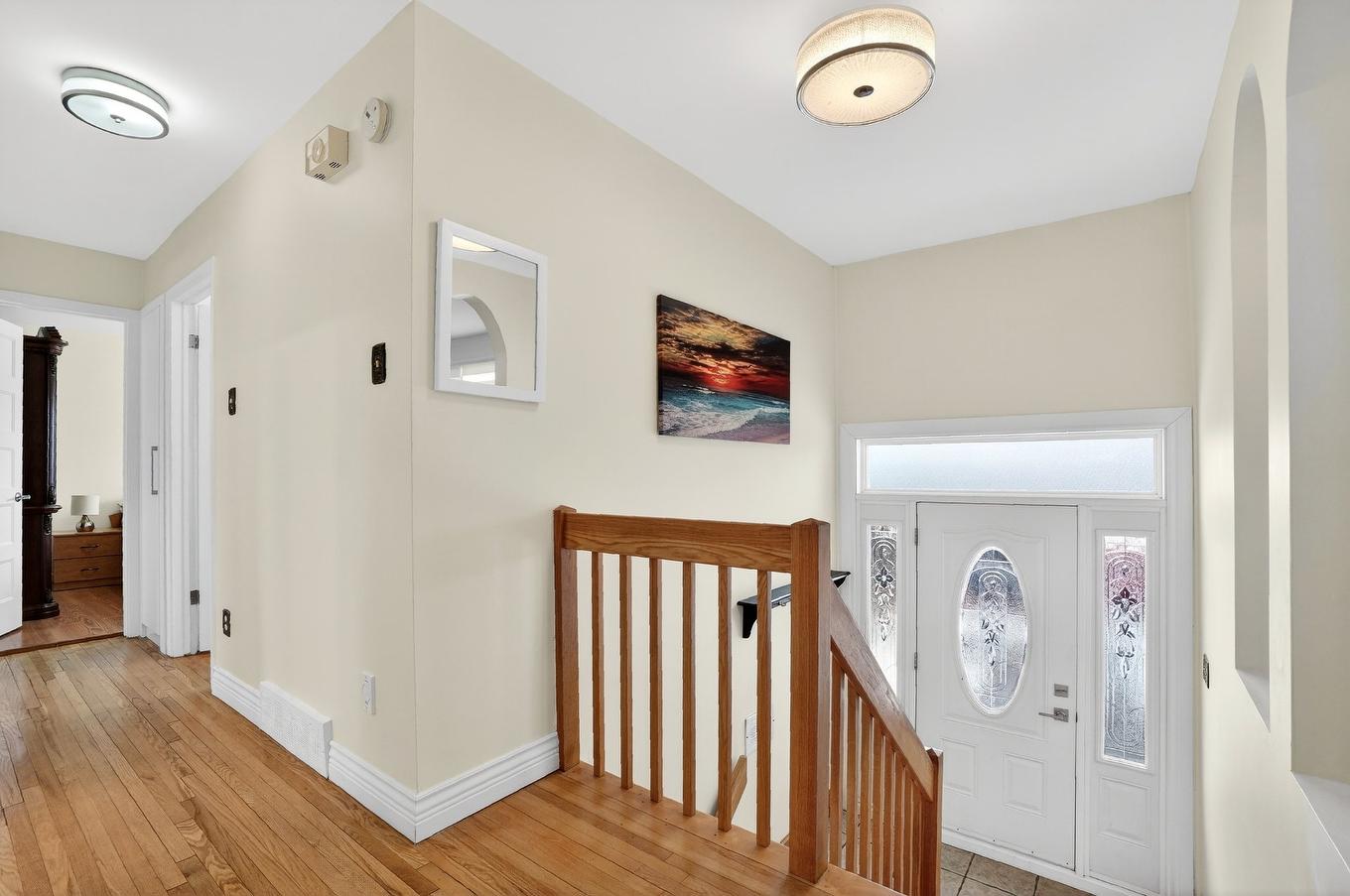 Hall d'entrée/Vestibule - 918 Rue Ouimet, Terrebonne (Terrebonne), QC - Indoor Photo Showing Other Room