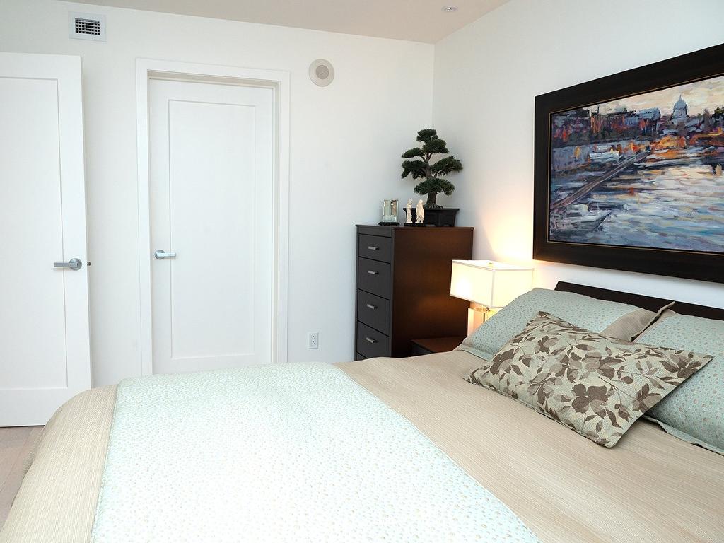 Primary bedroom - 402-151 Rue De La Rotonde, Montréal (Verdun/Île-Des-Soeurs), QC - Indoor Photo Showing Bedroom