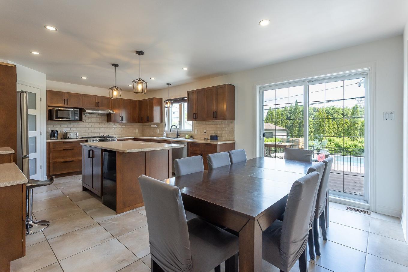 Overall view - 111 Rue Jean-Paul-Lemieux, Notre-Dame-De-L'Île-Perrot, QC - Indoor