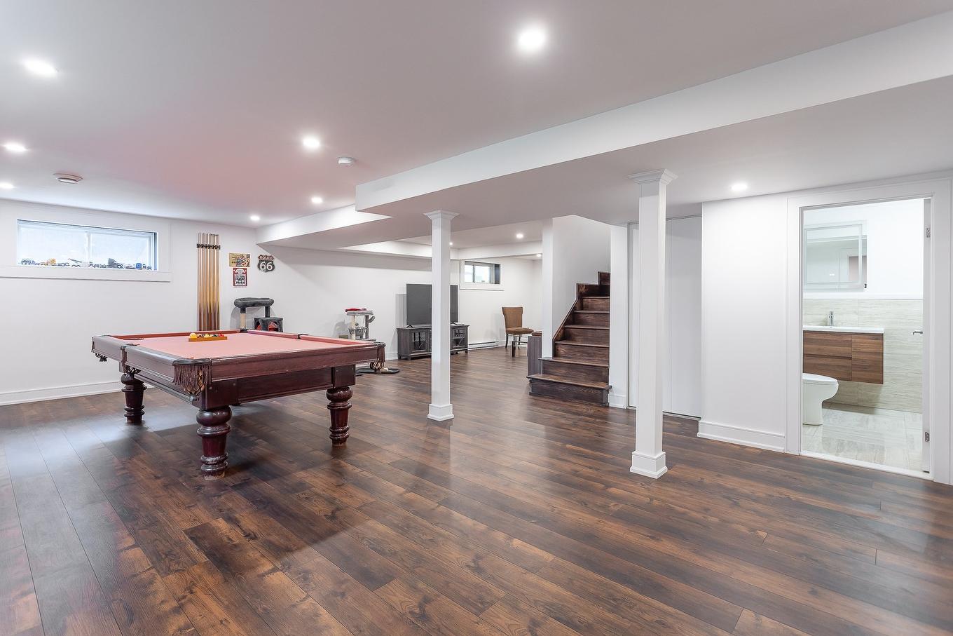 Basement - 111 Rue Jean-Paul-Lemieux, Notre-Dame-De-L'Île-Perrot, QC - Indoor Photo Showing Other Room