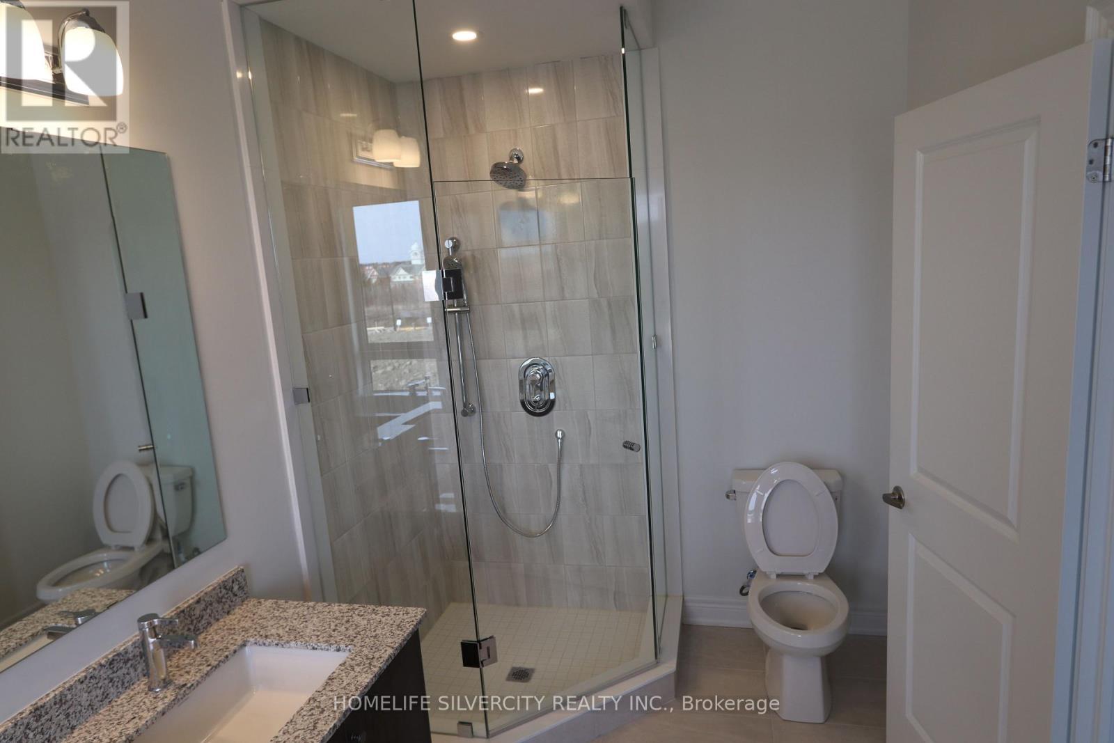 142 Falby Rd Road, Brampton, ON - Indoor Photo Showing Bathroom