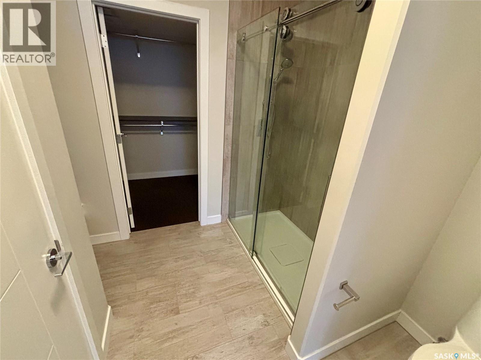 204 1010 Main Street E, Saskatoon, SK - Indoor Photo Showing Bathroom