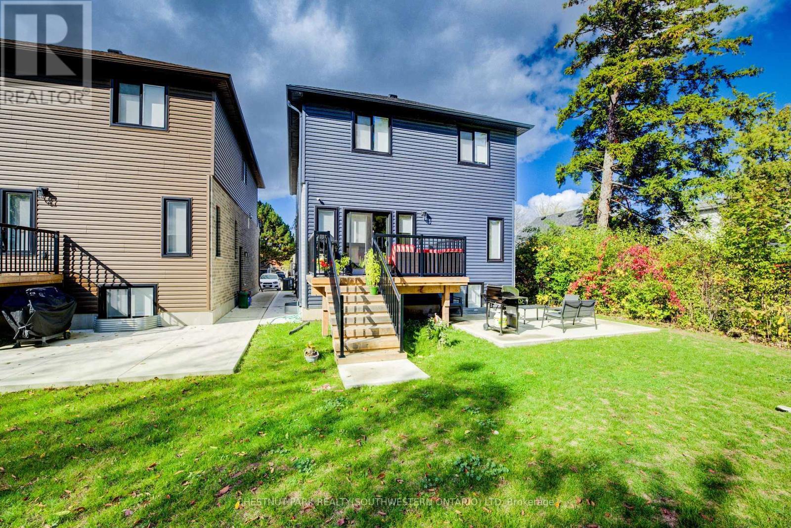 A - 33 Second Avenue, Kitchener, ON - Outdoor With Deck Patio Veranda