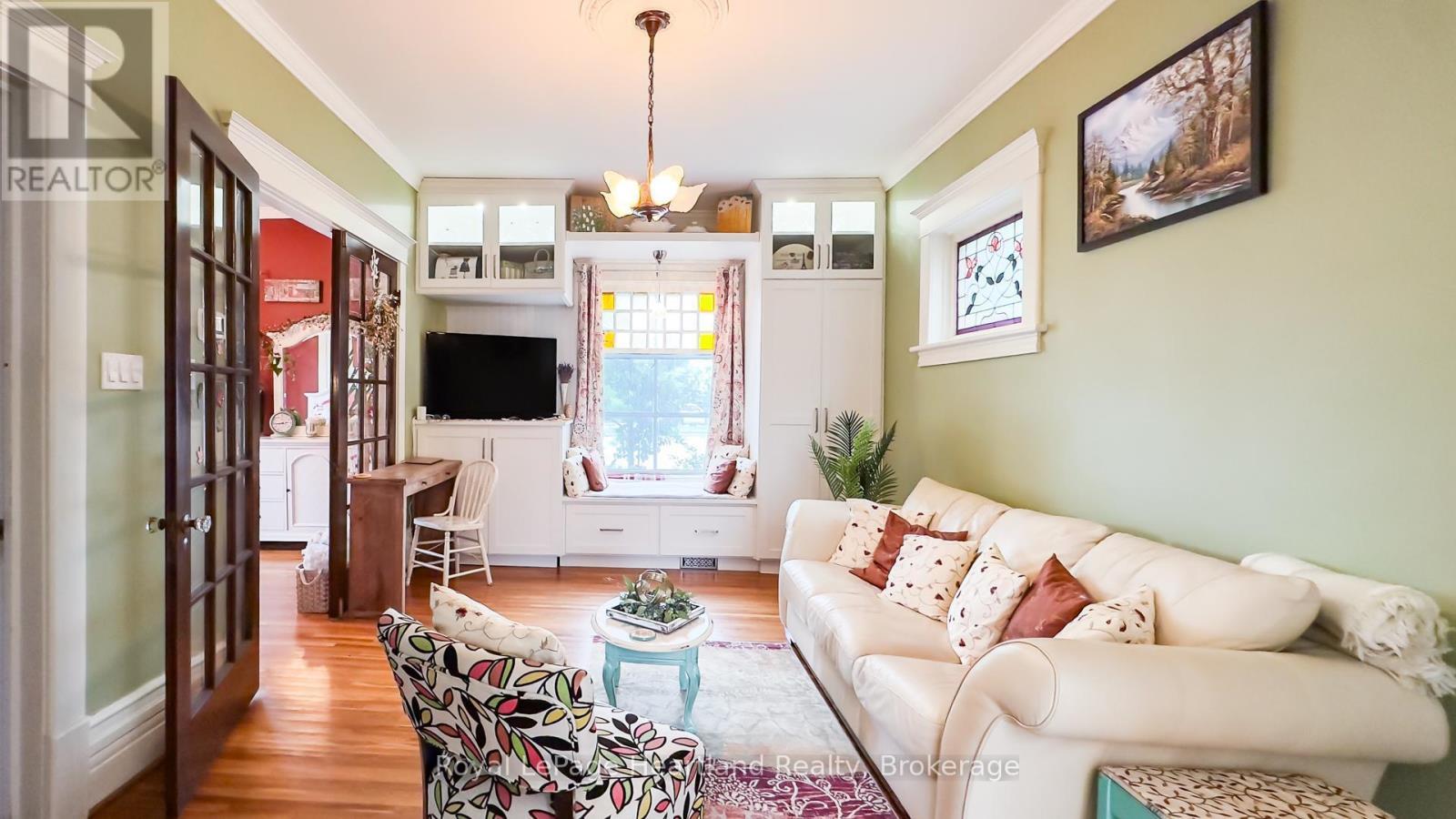 132 Elgin Avenue E, Goderich (Goderich (Town)), ON - Indoor