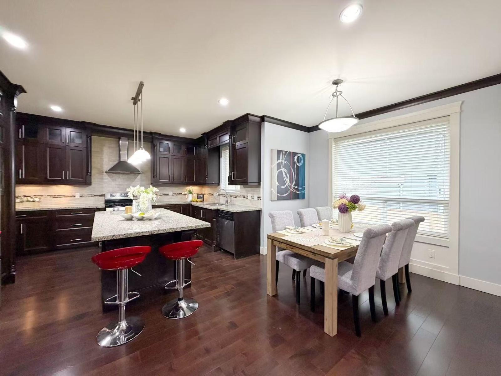 21019 80B Avenue, Langley, BC - Indoor Photo Showing Dining Room