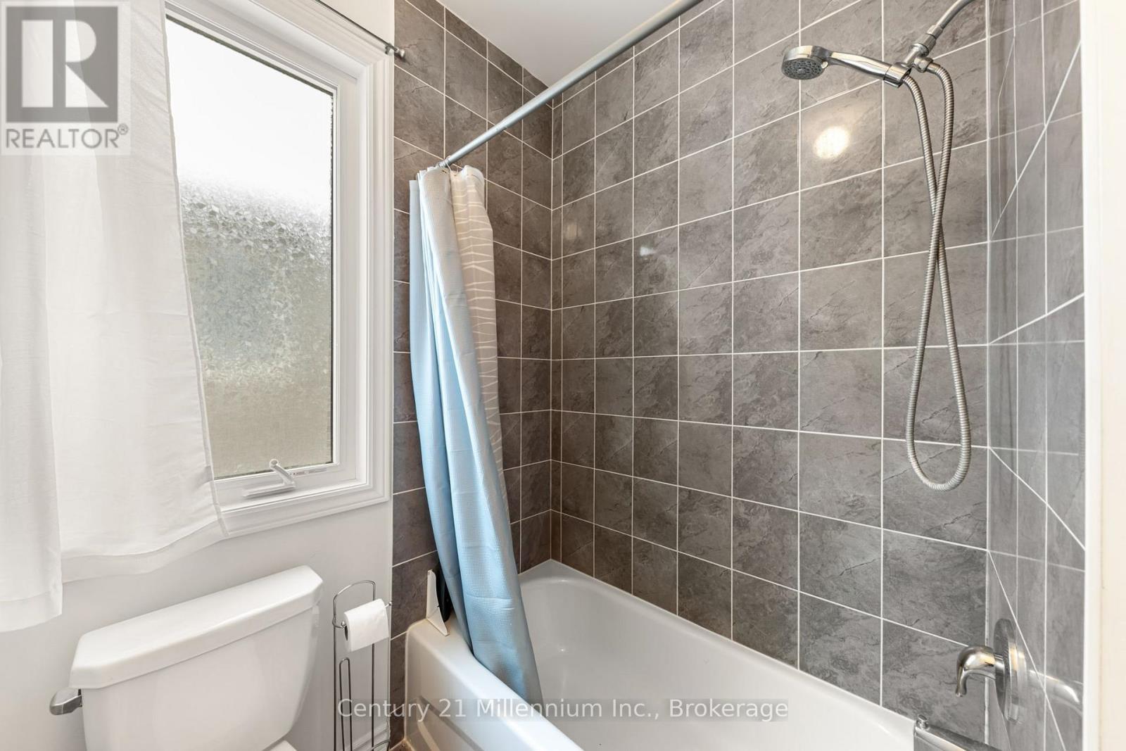 117 Allegra Drive, Wasaga Beach, ON - Indoor Photo Showing Bathroom