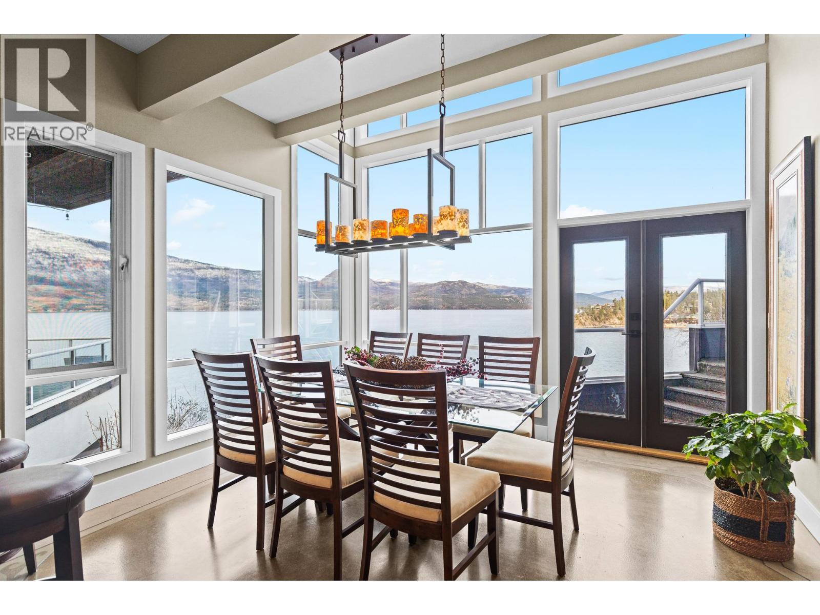 9900 Eastside Road Unit# 3, Vernon, BC - Indoor Photo Showing Dining Room
