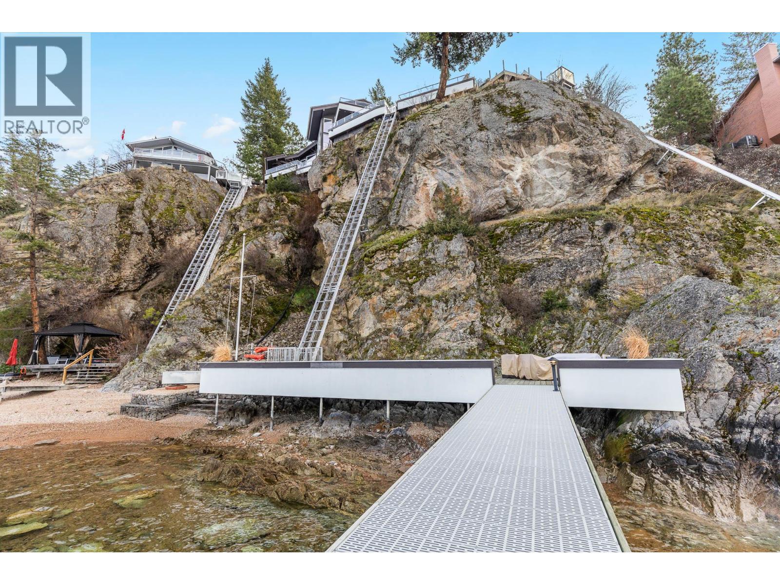 9900 Eastside Road Unit# 3, Vernon, BC - Outdoor