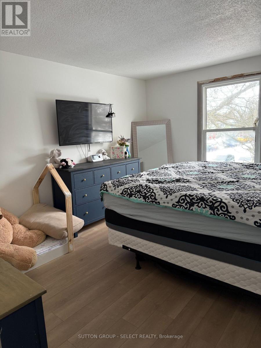 74 - 70 Fiddlers Green Road, London North (North P), ON - Indoor Photo Showing Bedroom