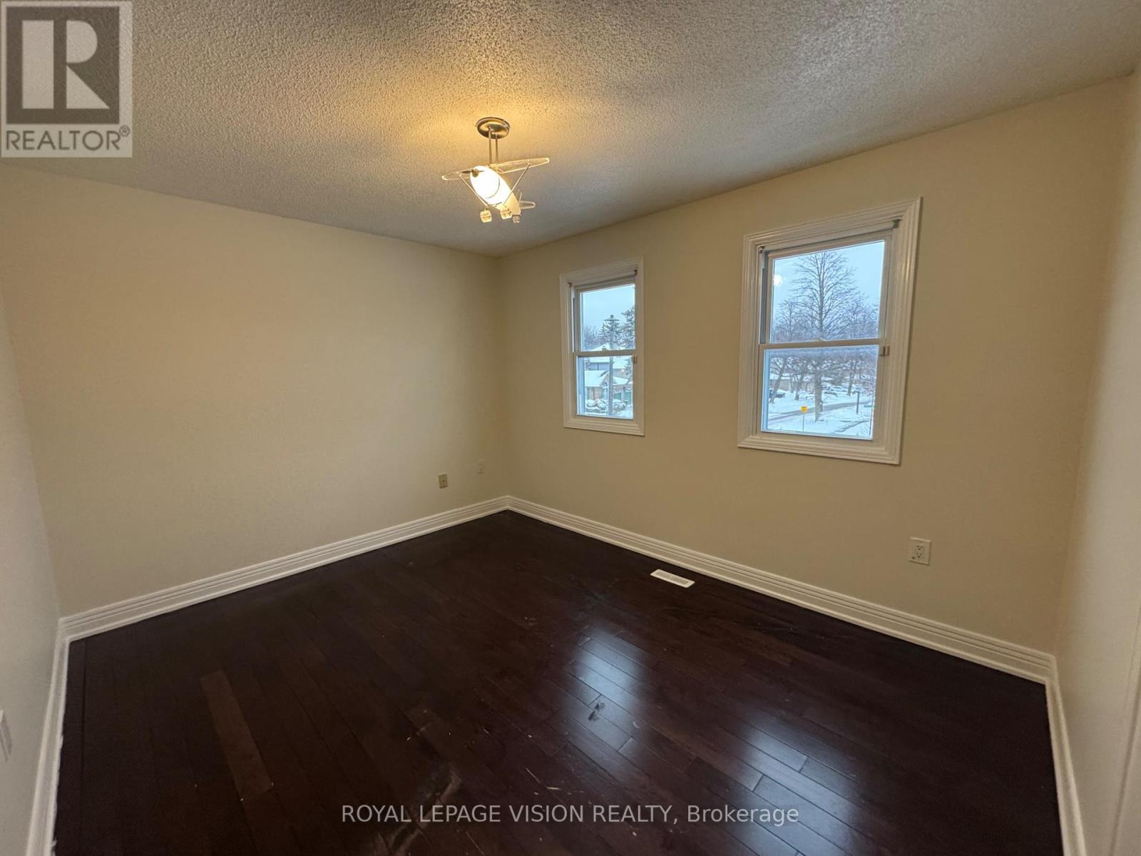 Main - 1200 Maple Gate, Pickering, ON - Indoor Photo Showing Other Room