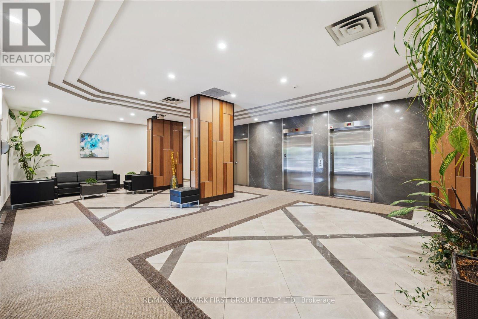 508 - 711 Rossland Road, Whitby, ON - Indoor Photo Showing Other Room