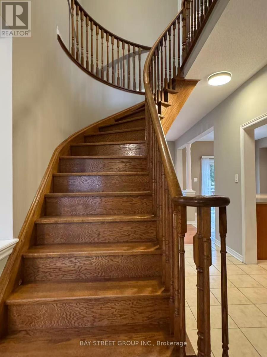 79 Ian Drive, Georgina, ON - Indoor Photo Showing Other Room