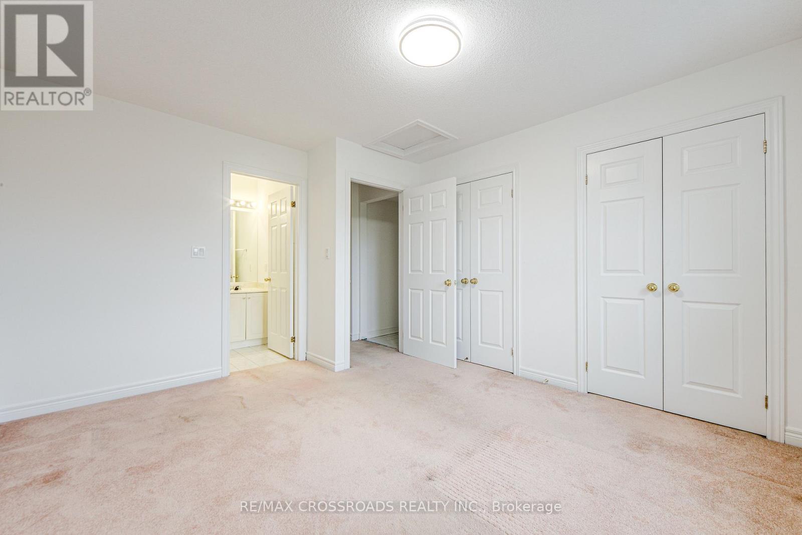 111 Pond Drive, Markham, ON - Indoor Photo Showing Other Room