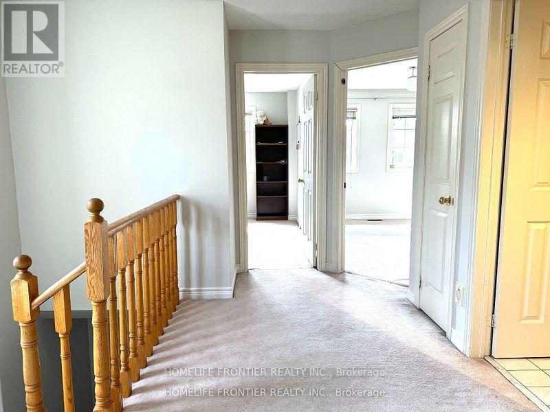 210 Kimono Crescent, Richmond Hill, ON - Indoor Photo Showing Other Room