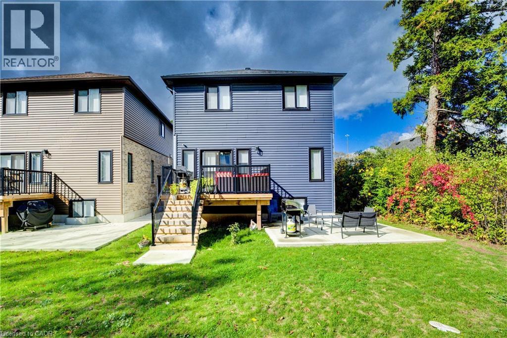 33 Second Avenue Unit# A, Kitchener, ON - Outdoor With Deck Patio Veranda