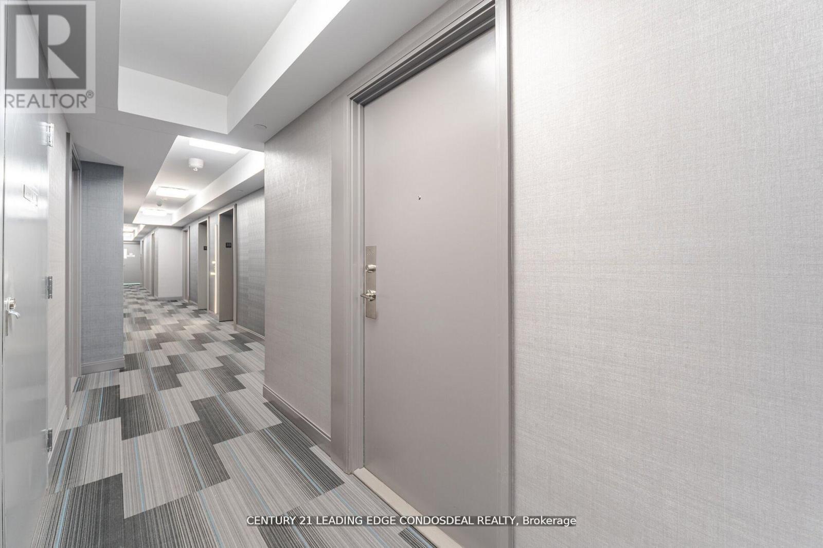 2012 - 181 Dundas Street E, Toronto, ON - Indoor Photo Showing Bathroom