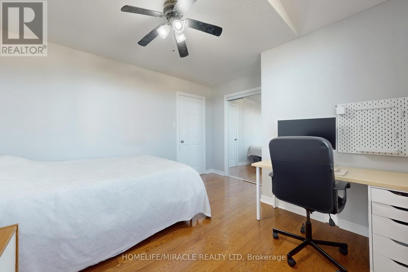 1012 Gordon Heights, Milton, ON - Indoor Photo Showing Office