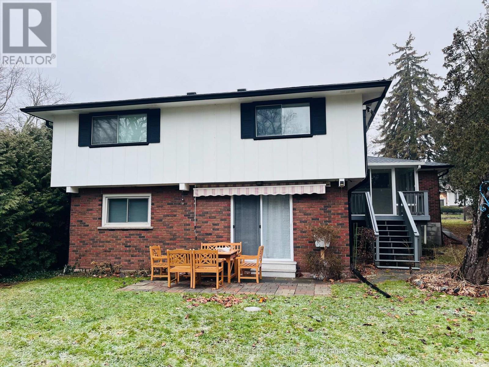 243 Appleby Line, Burlington, ON - Outdoor