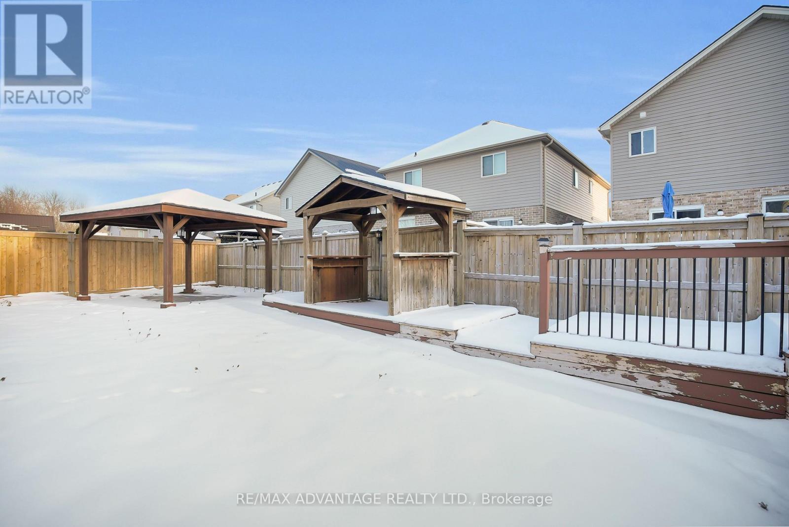 2601 Tucker Court, London North (North I), ON - Outdoor