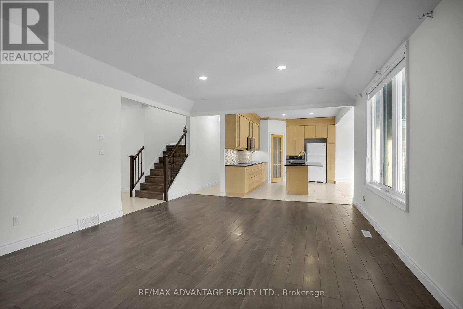 2601 Tucker Court, London North (North I), ON - Indoor