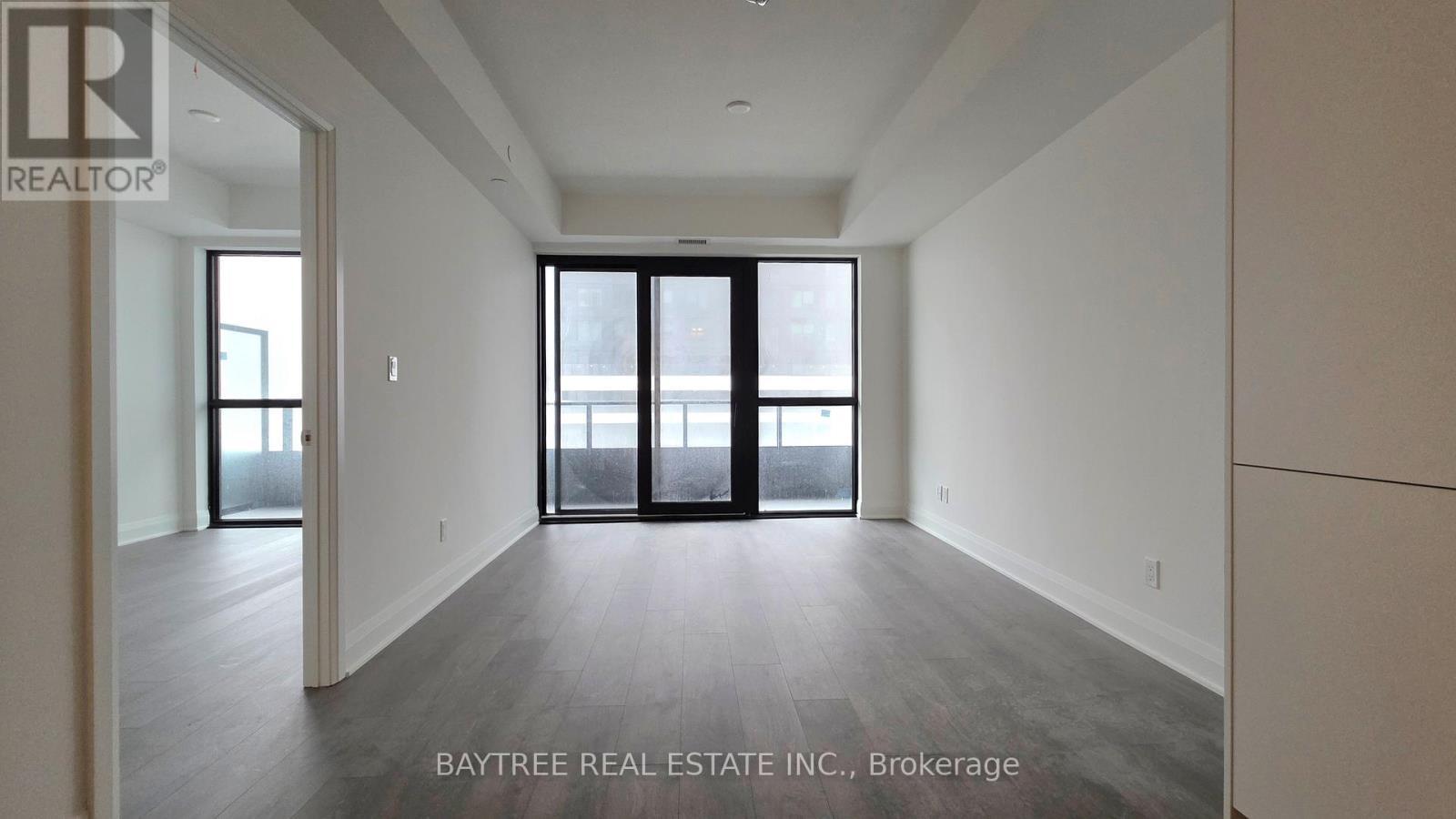 1205 - 2 Erskine Road, Mississauga, ON - Indoor Photo Showing Other Room