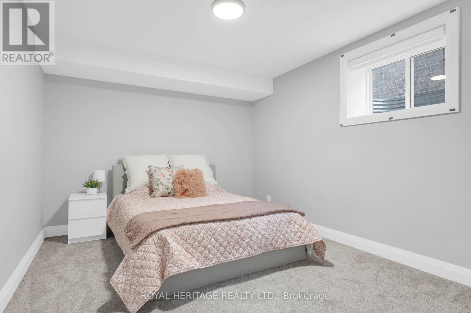 5 Schmidt Way, Quinte West (Murray Ward), ON - Indoor Photo Showing Bedroom