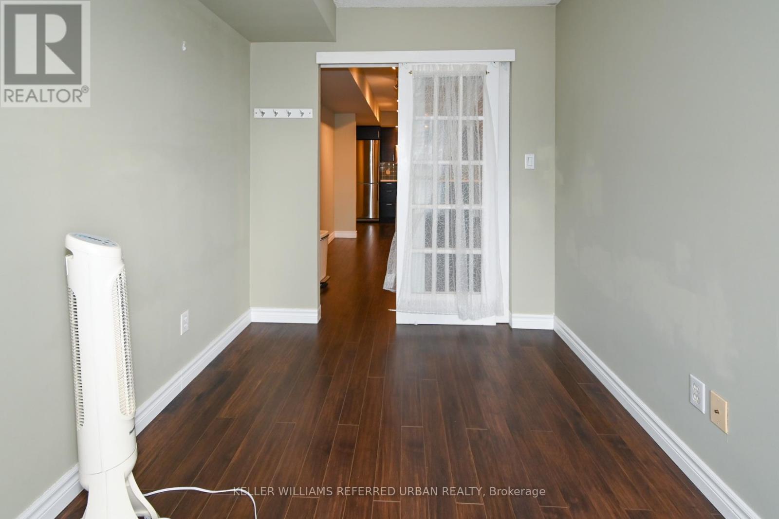 1922 - 25 The Esplanade, Toronto, ON - Indoor Photo Showing Other Room