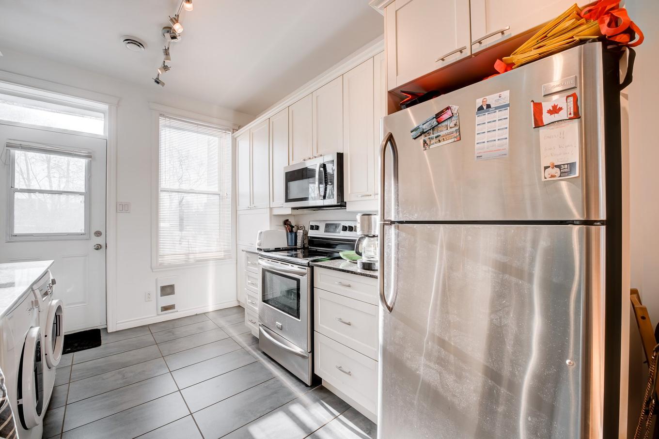 Kitchen - 2344 Av. Bourbonnière, Montréal (Mercier/Hochelaga-Maisonneuve), QC - Indoor