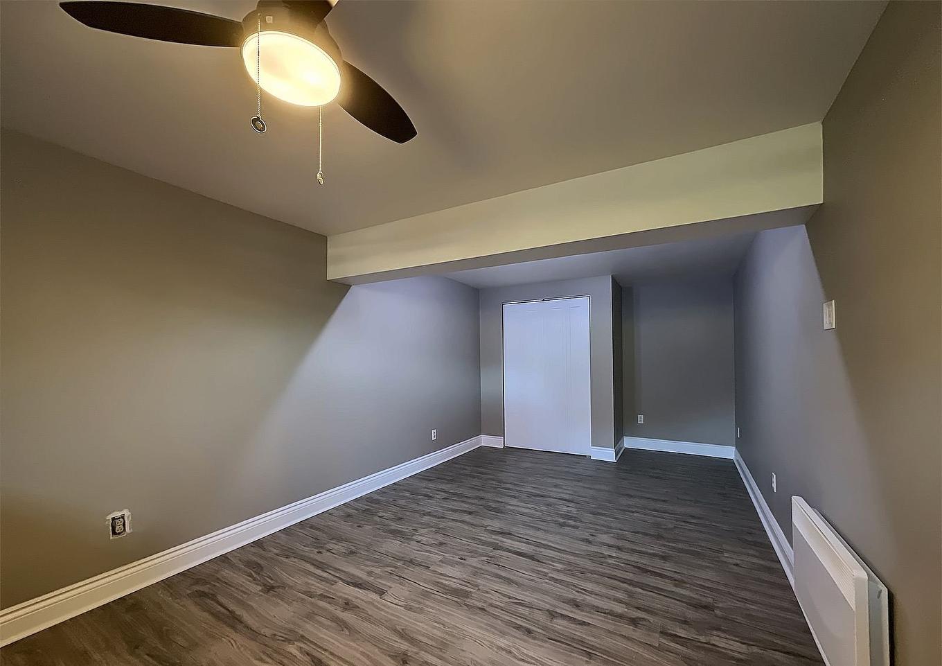 Office - 168 Rue Landry, Salaberry-De-Valleyfield, QC - Indoor Photo Showing Other Room