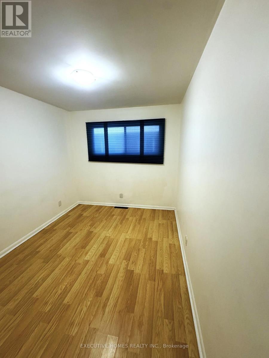 336 Kingsway Avenue, Thunder Bay, ON - Indoor Photo Showing Other Room