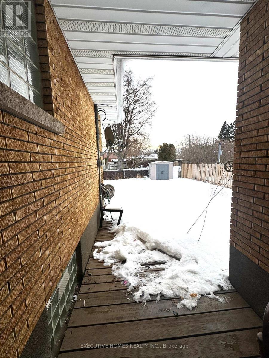 336 Kingsway Avenue, Thunder Bay, ON - Outdoor With Exterior