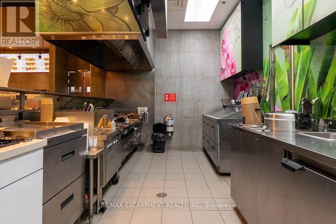 3 - 300 Fourth Avenue, St. Catharines, ON