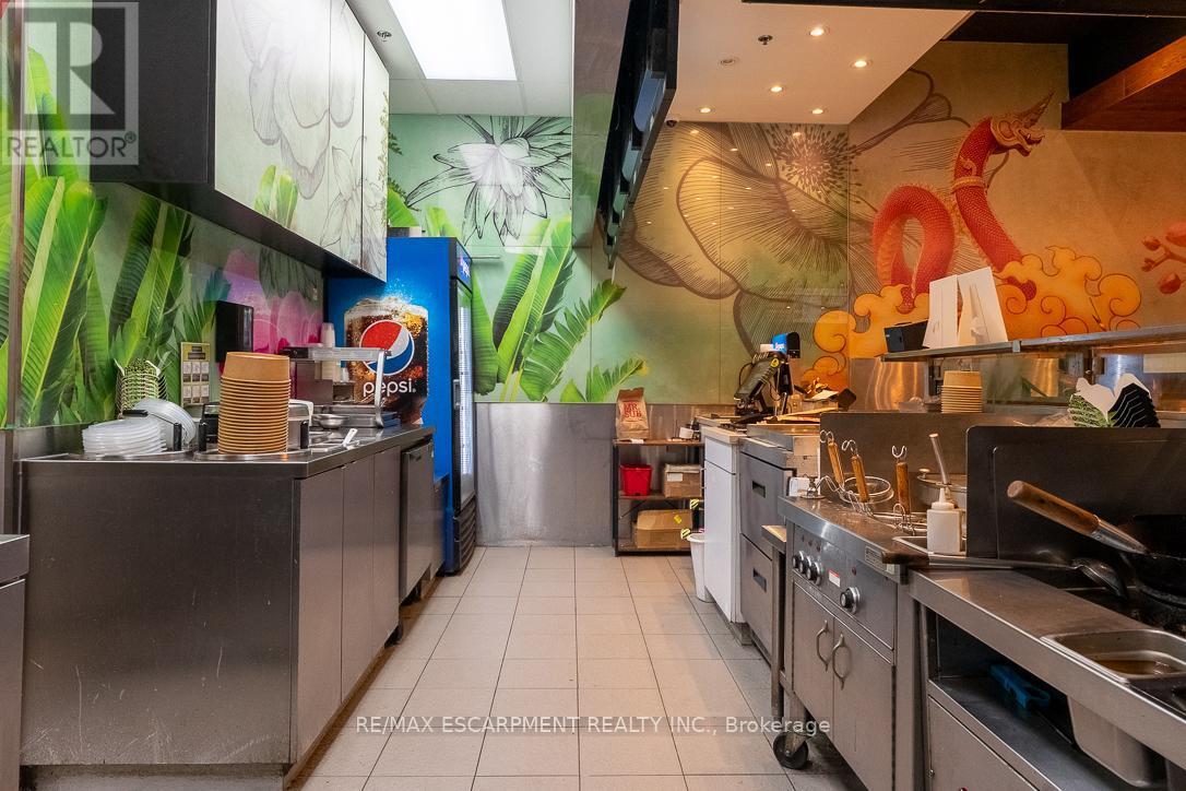 3 - 300 Fourth Avenue, St. Catharines, ON