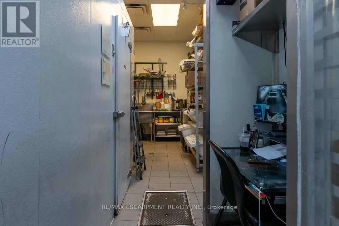 3 - 300 Fourth Avenue, St. Catharines, ON