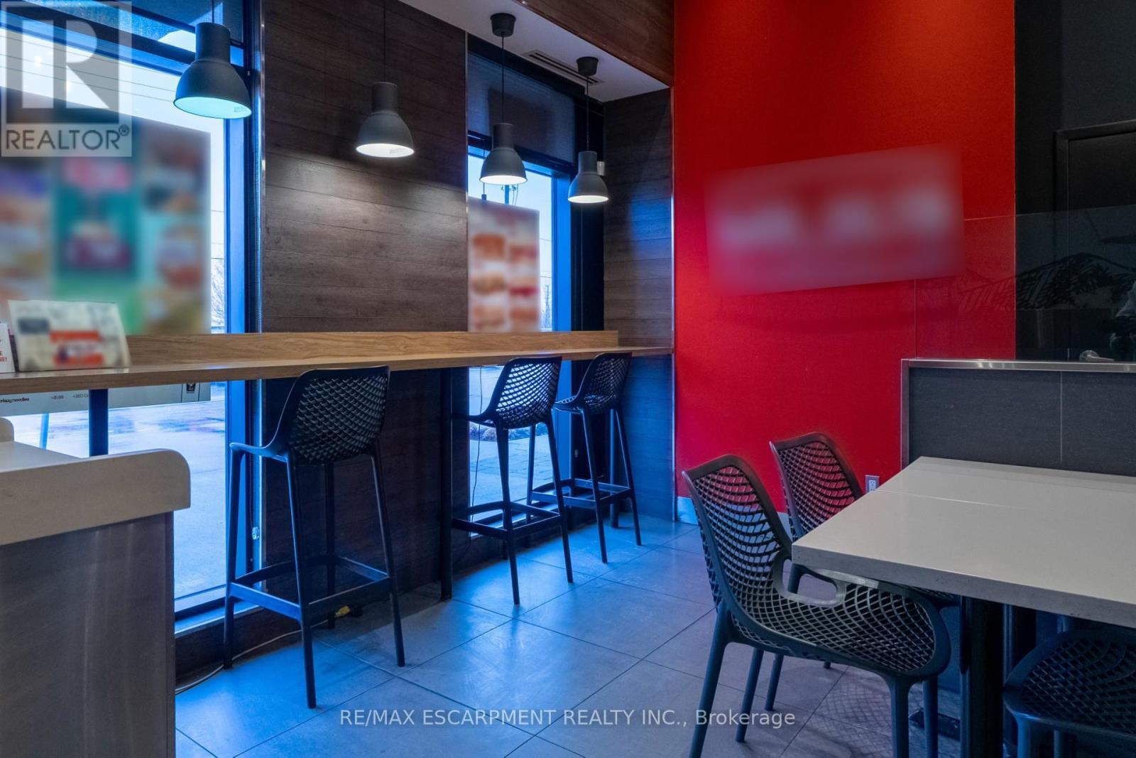 3 - 300 Fourth Avenue, St. Catharines, ON