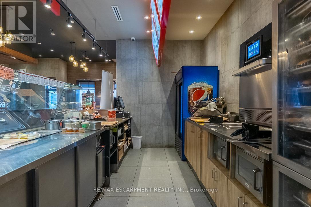 3 - 300 Fourth Avenue, St. Catharines, ON