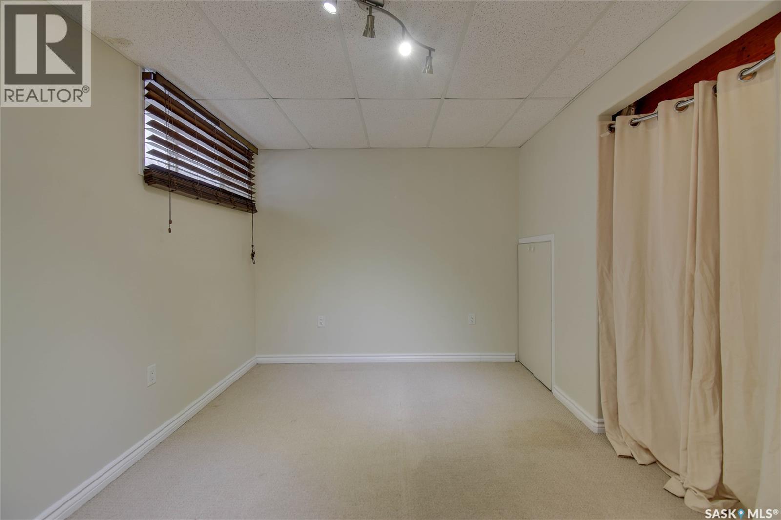 120 115Th Street W, Saskatoon, SK - Indoor Photo Showing Other Room