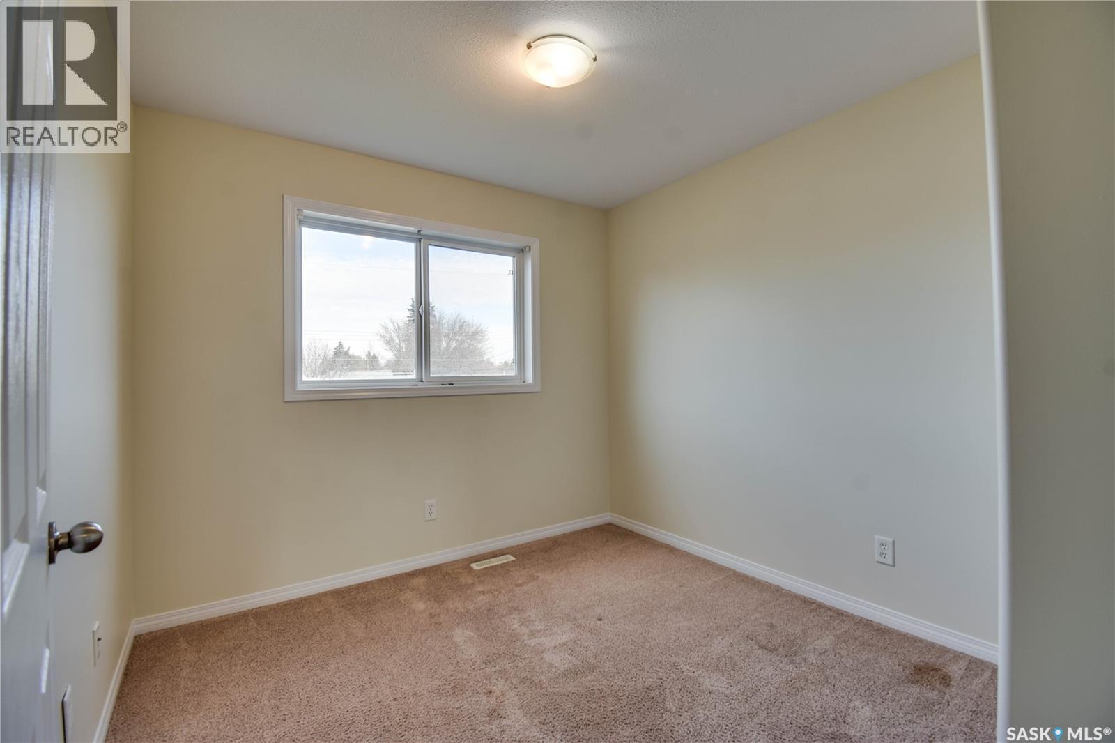 120 115Th Street W, Saskatoon, SK - Indoor Photo Showing Other Room