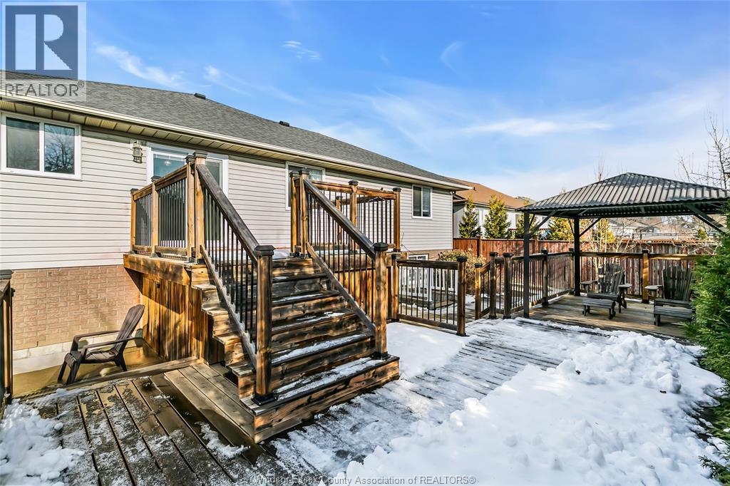 4305 Golfcourse Crescent, Windsor, ON - Outdoor With Deck Patio Veranda
