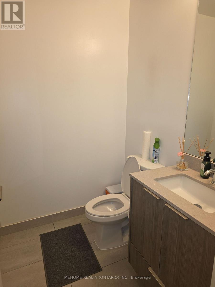 314 - 32 Forest Manor Road, Toronto, ON - Indoor Photo Showing Bathroom