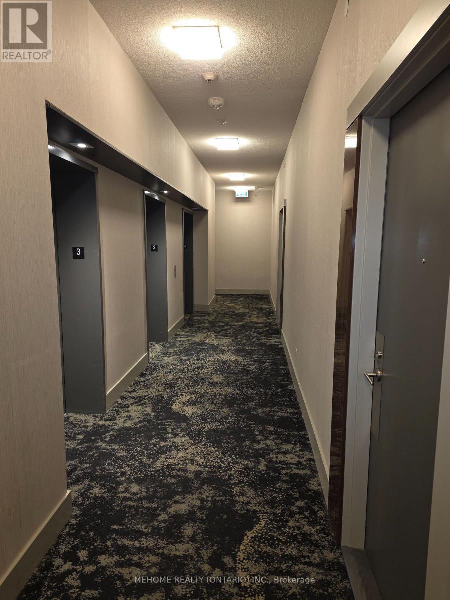 314 - 32 Forest Manor Road, Toronto, ON - Indoor Photo Showing Other Room