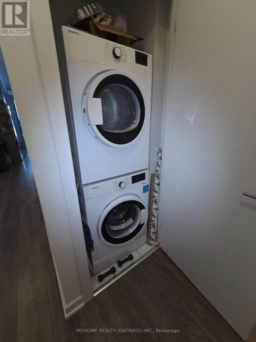 314 - 32 Forest Manor Road, Toronto, ON - Indoor Photo Showing Laundry Room